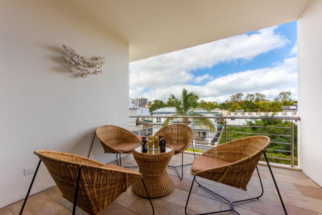 West Wood Holiday Apartment, C6 - Flic En Flac With Pool At A Quiet Location, Beautifully Decorated And Close To The Beach Exterior foto